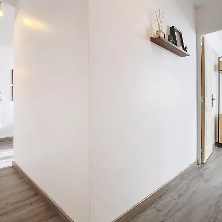 Center Free Parking Apartment