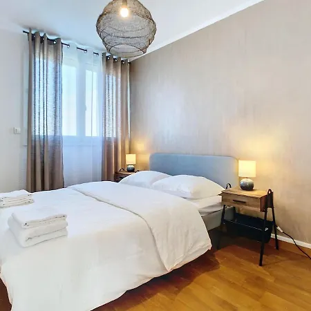 Center Free Parking Apartmán Troyes