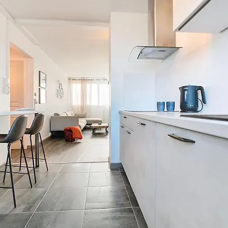 Center Free Parking Apartment Troyes
