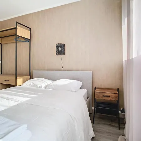 Center Free Parking Apartment
