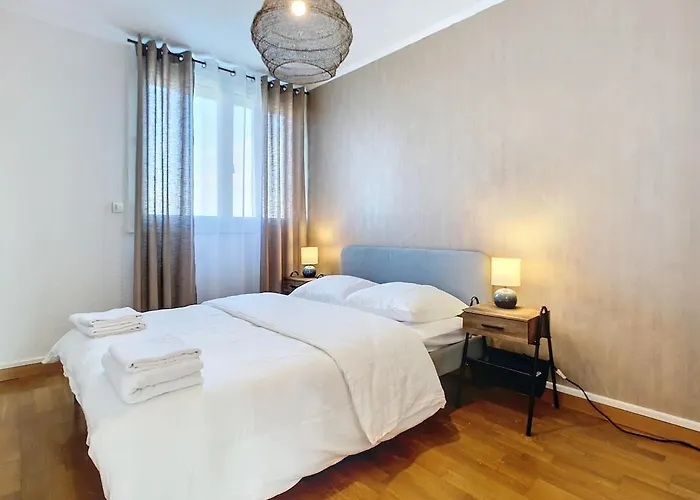 Center Free Parking Appartement Troyes